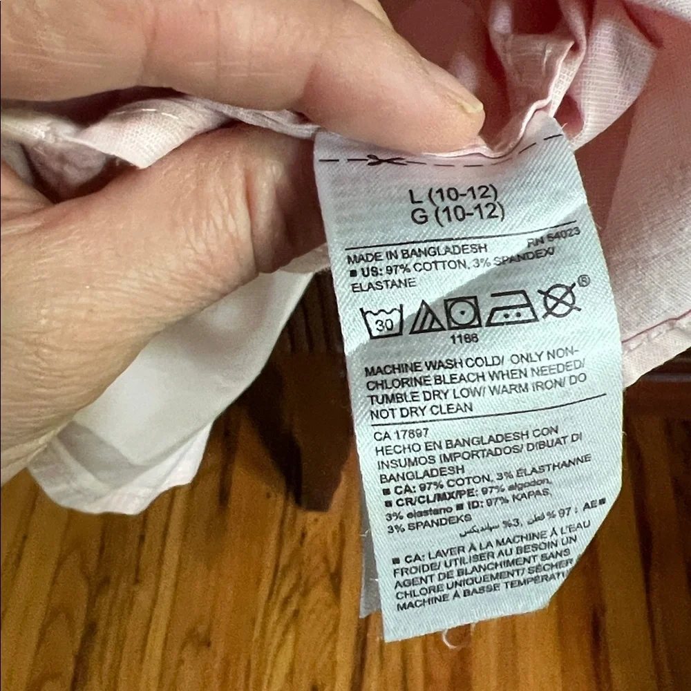 Old Navy Short Sleeved Button Down Shirt
